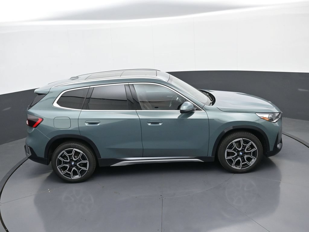 Used 2026 BMW X1 xDrive28i w/ Technology Package AWD/4WD image 36