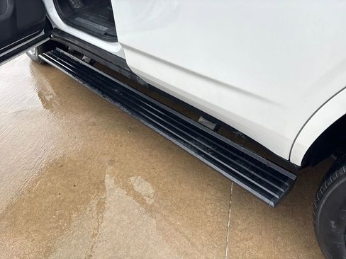 Used 2023 Chevrolet Tahoe High Country image 53