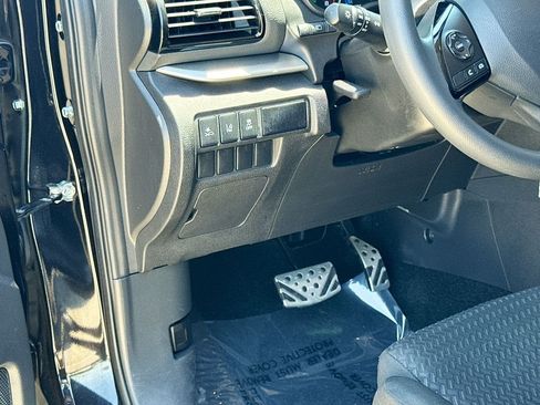 Used 2025 Mitsubishi Eclipse Cross ES AWD/4WD image 17