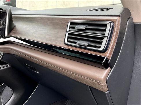 Certified 2024 Volkswagen Atlas SEL image 16