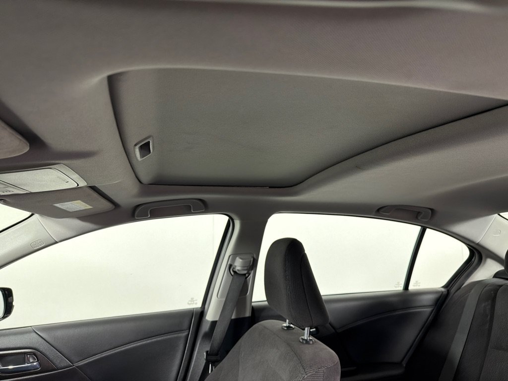 Used 2015 Honda Accord EX image 13
