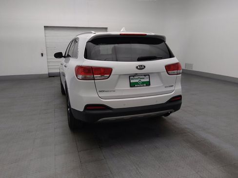 Used 2018 Kia Sorento EX FWD image 6