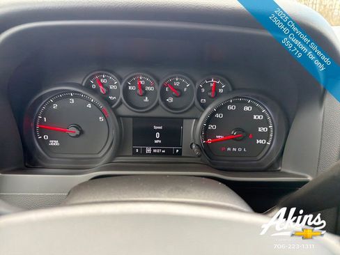 Used 2025 Chevrolet Silverado 2500 Custom w/ Custom Value Package image 24