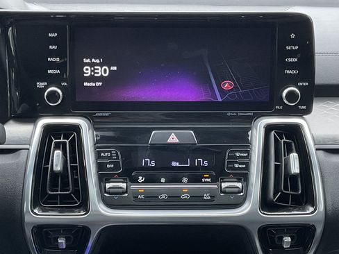 Used 2022 Kia Sorento SX AWD/4WD image 17