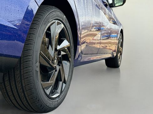 New 2026 Hyundai Elantra Sport image 12