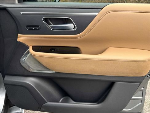 Certified 2025 INFINITI QX80 Sensory image 24