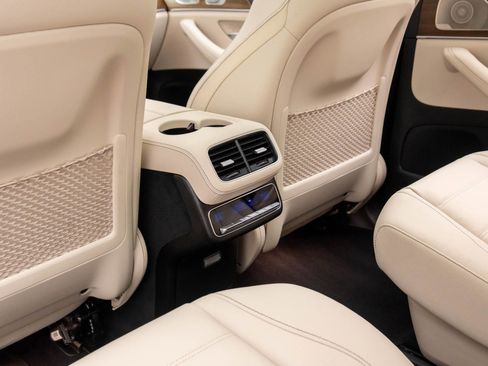 Certified 2025 Mercedes-Benz GLS 450 4MATIC image 18