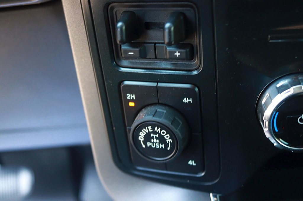 Used 2025 Ford F150 XLT w/ Equipment Group 303A High AWD/4WD image 23