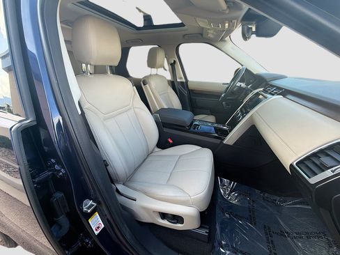 Used 2018 Land Rover Discovery HSE AWD/4WD image 35