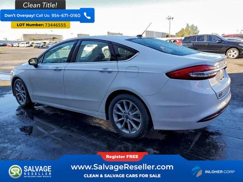Used 2017 Ford Fusion SE image 3