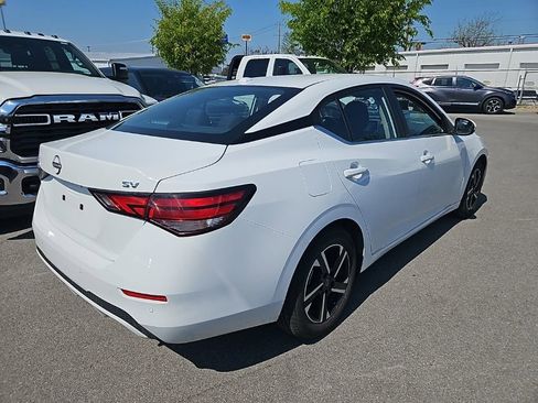 Used 2024 Nissan Sentra SV image 3