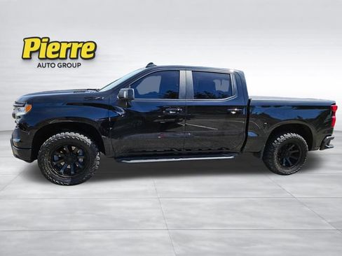 Used 2024 Chevrolet Silverado 1500 RST AWD/4WD image 3