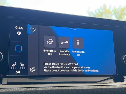 Used 2023 Volkswagen GTI 40th Anniversary Edition FWD image 20