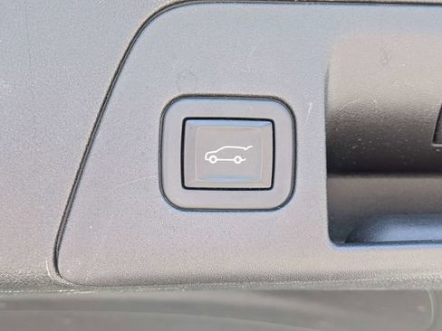 Used 2023 Buick Envision Avenir FWD image 14