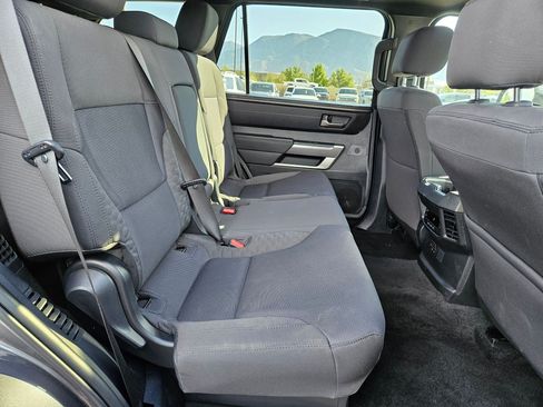 Used 2025 Toyota Sequoia SR5 AWD/4WD image 33