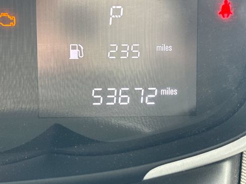 Used 2018 Chevrolet Sonic LT FWD image 10