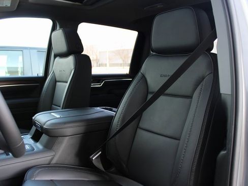New 2026 GMC Sierra 3500 Denali w/ Denali Reserve Package image 27