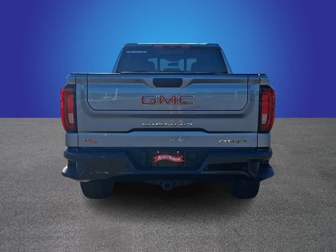 Used 2023 GMC Sierra 1500 AT4X AWD/4WD image 5