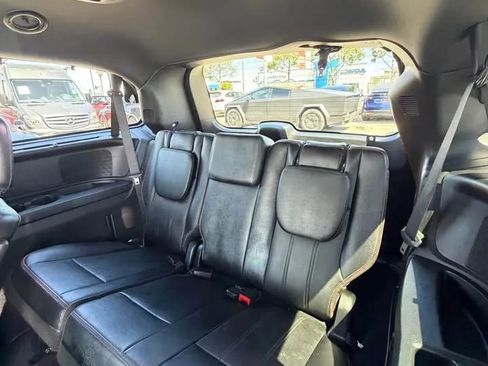 Used 2017 Dodge Grand Caravan GT image 10