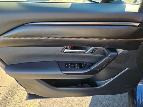 Certified 2025 MAZDA CX-50 2.5 Hybrid w/ Premium Plus Pkg image 16