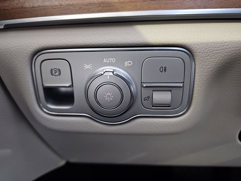 Certified 2026 Mercedes-Benz GLE 350 4MATIC image 27
