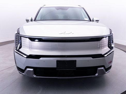 Certified 2024 Kia EV9 Land AWD/4WD image 14
