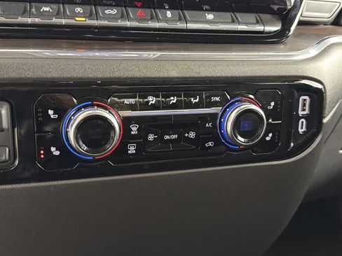 Certified 2025 GMC Sierra 1500 SLT image 59