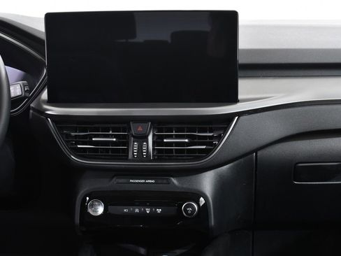 Used 2023 Ford Escape Active w/ Tech Pack #2 image 9