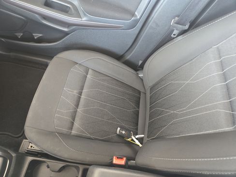 Used 2021 Ford EcoSport SE image 28