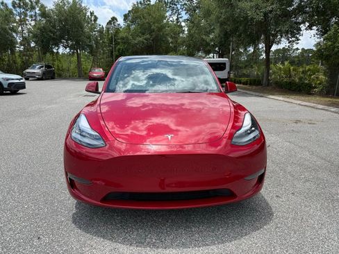 Used 2023 Tesla Model Y Long Range AWD/4WD image 2