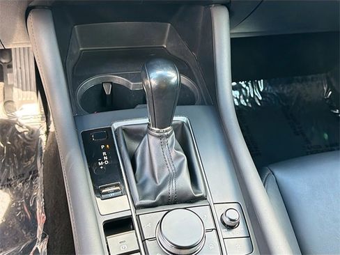 Used 2021 MAZDA MAZDA3 s image 16