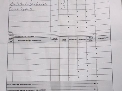 Used 2022 Toyota Corolla Cross XLE w/ Convenience Package AWD/4WD image 5