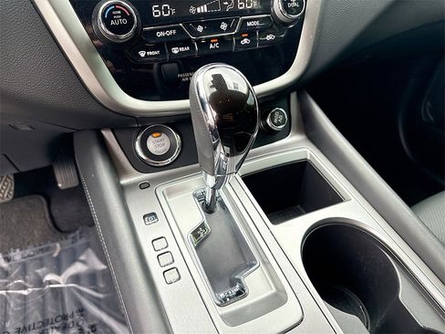 Used 2024 Nissan Murano SL w/ Cargo Package image 17