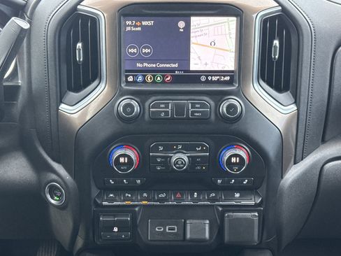 Used 2020 Chevrolet Silverado 1500 High Country w/ Technology Package image 41