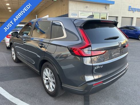 Used 2025 Honda CR-V EX image 4