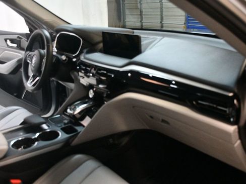 Used 2024 Acura MDX FWD w/ Technology Package image 26