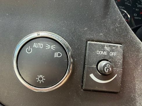 Used 2013 Chevrolet Express 2500 RWD image 22