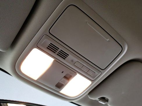 Used 2014 Honda Odyssey EX image 53