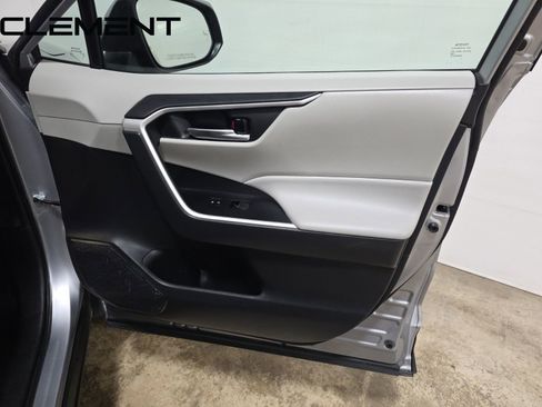 Used 2021 Toyota RAV4 XLE Premium FWD image 38