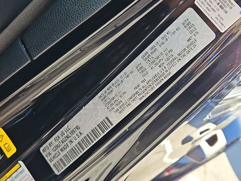 Used 2022 Jeep Gladiator Sport image 33