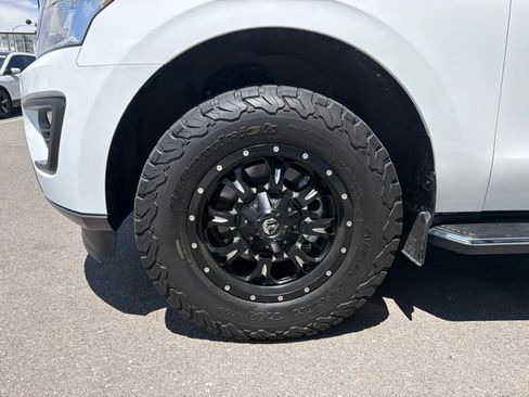 Used 2020 Ford Expedition XLT w/ Equipment Group 202A AWD/4WD image 4