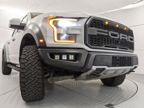 Used 2017 Ford F150 Raptor w/ Equipment Group 802A Luxury AWD/4WD image 23