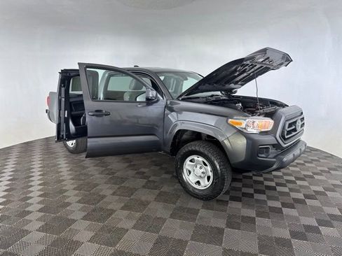 Used 2022 Toyota Tacoma SR RWD image 12