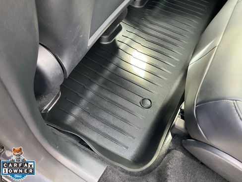 Used 2023 Tesla Model Y Long Range image 28