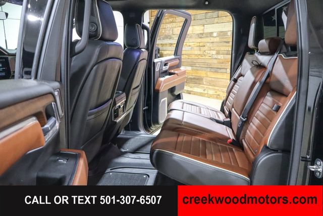 Used 2024 GMC Sierra 2500 Denali Ultimate AWD/4WD image 13