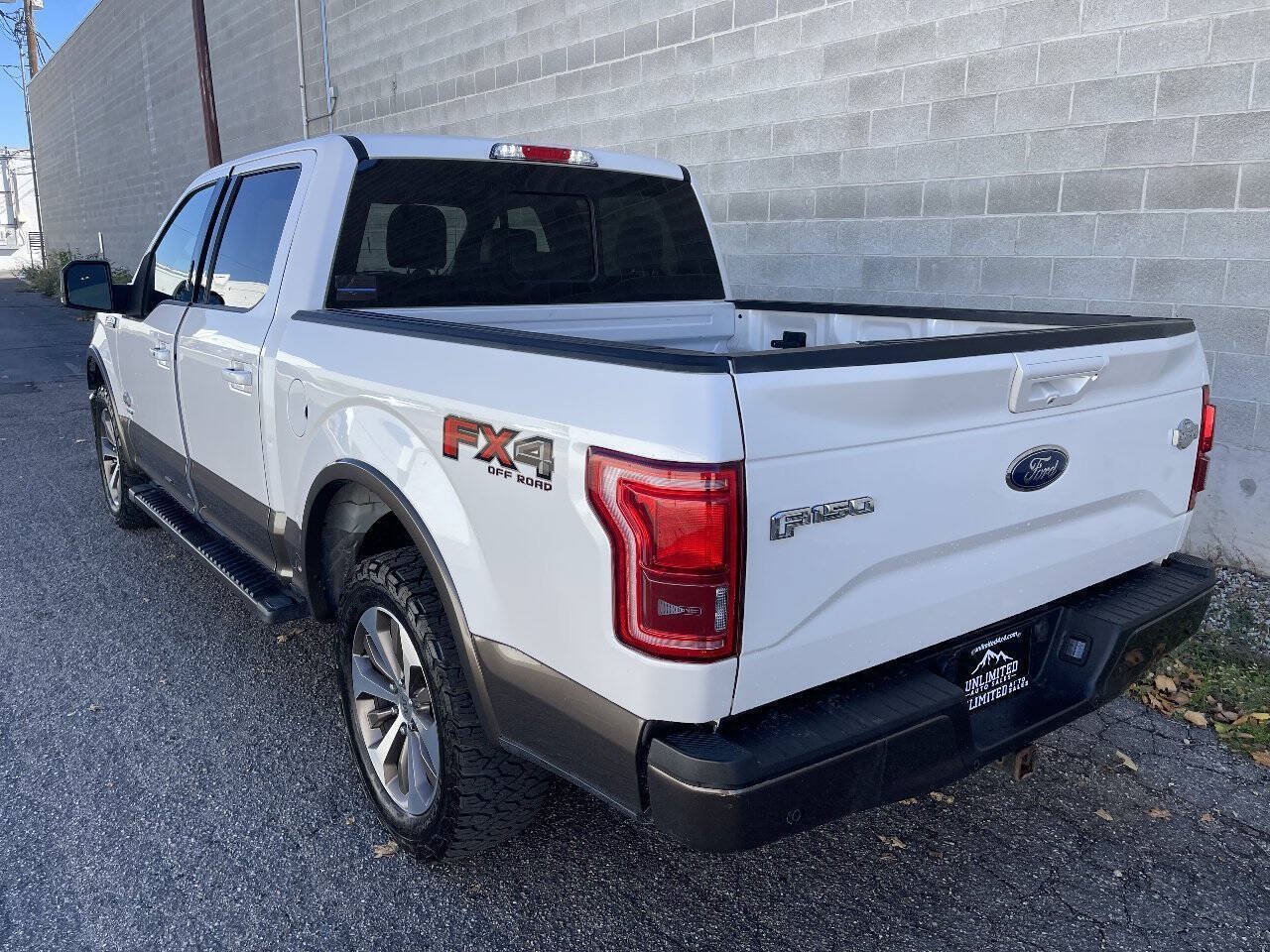 Used 2016 Ford F150 King Ranch w/ Equipment Group 601A Luxury AWD/4WD image 4