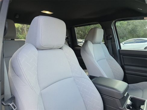 Certified 2025 Toyota Tacoma SR5 image 15