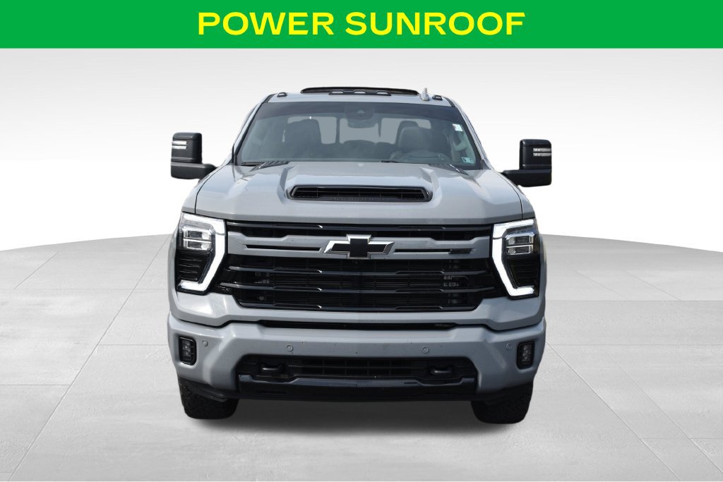 Used 2024 Chevrolet Silverado 2500 LTZ w/ LTZ Plus Package AWD/4WD image 3