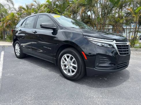 Used 2022 Chevrolet Equinox LS w/ LS Convenience Package FWD image 8