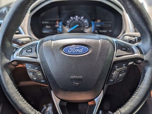 Used 2024 Ford Edge Titanium AWD/4WD image 24